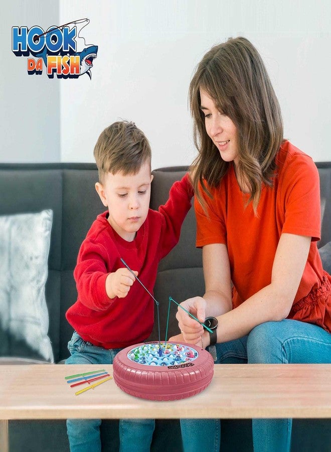 سكودل لعبة صيد الأسماك القابلة لإعادة الشحن SKOODLE Quest Hook Da Fish، تحتوي على 45 سمكة و4 صنارات صيد، لعبة لوحية موسيقية دوارة، مناسبة للأعمار من 5 سنوات فما فوق، متعددة الألوان - Image 4