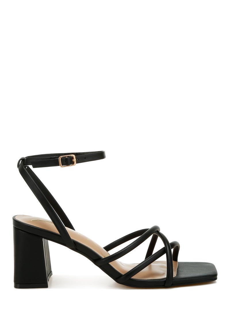 Low Block Heel Strappy Sandals in Black - pzsku/Z98E5FCB64E43A2439AC8Z/45/_/1739863366/c54a4628-fcb5-40d8-955e-e22d97dcfa62