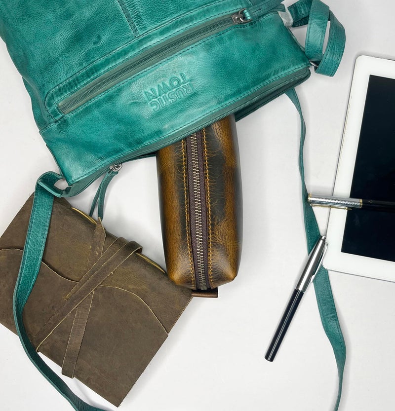 Rustic Town Leather Pencil Case - Handcrafted Full-Grain Zipper Leather Pen Pencil Holder - Elegant & Practical Pencil Pouch for Work & Office - Image 2