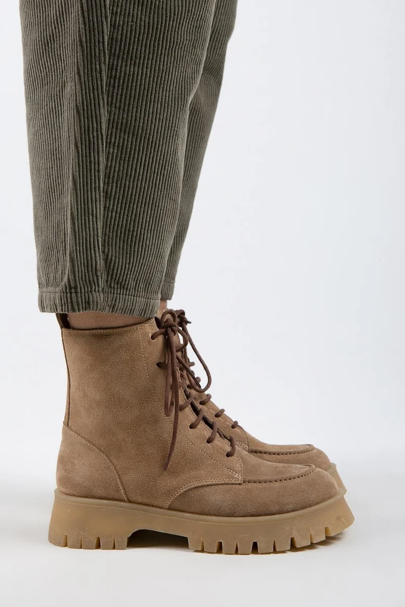 Manijero Manijero Jemima Women's Genuine Leather Lace-up Zippered Sand Suede Boots