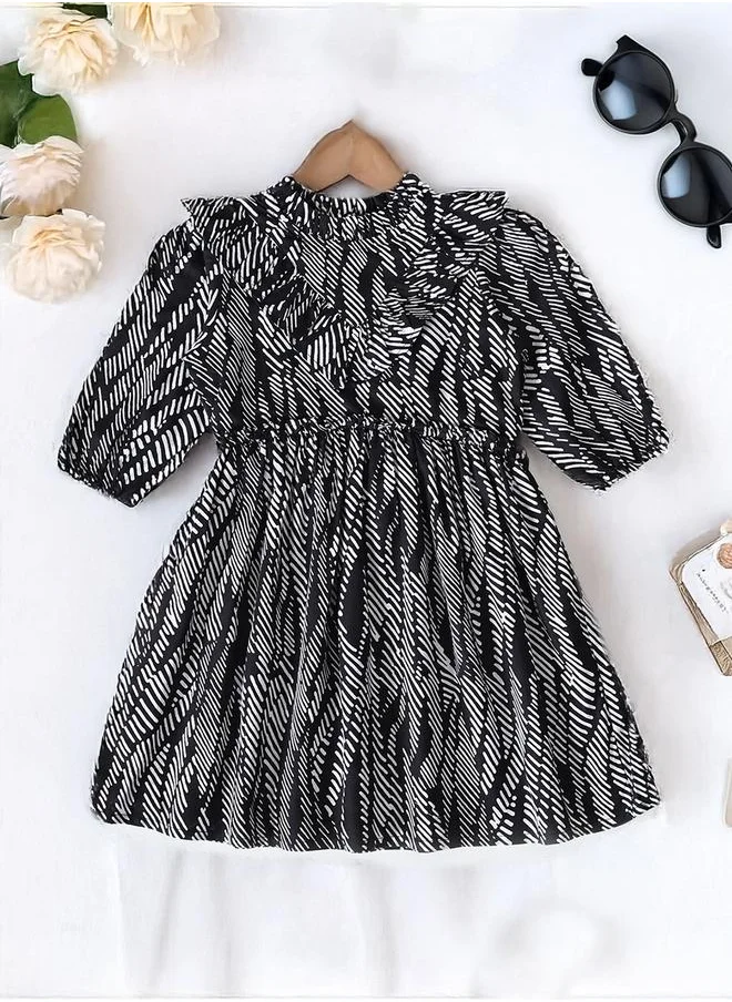 BELLA MODA Bella Moda Printed Ruffled Detail Knee-Length Dress