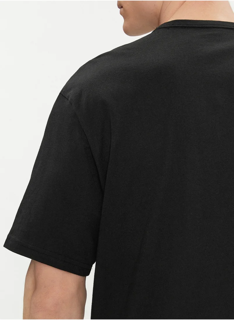 CALVIN KLEIN Logo Crew Neck T-Shirt