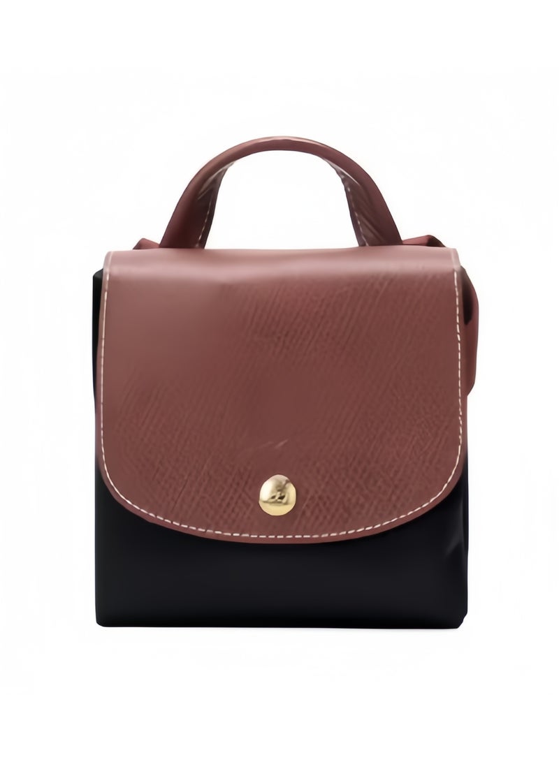 Longchamp Medium backpack with no compartments inside the bag can be used to hold a camera lens. Classic theme pack - Image 4