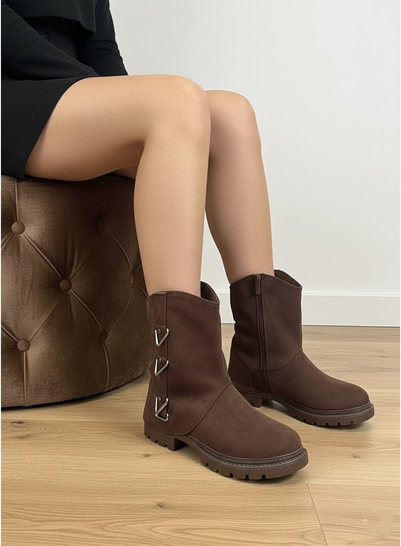 فيبراندا بوت عملي بتصميم عصري يناسب الإطلالات الكاجوال واليومية - Image 3