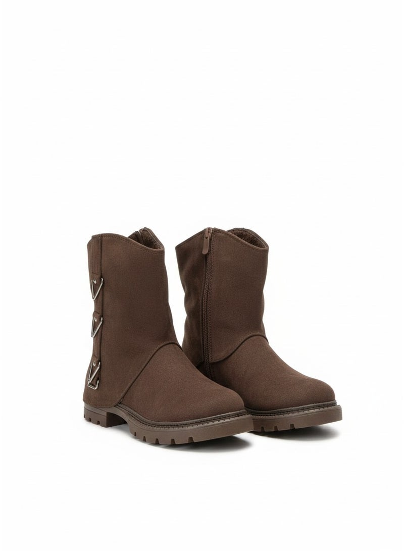 فيبراندا بوت عملي بتصميم عصري يناسب الإطلالات الكاجوال واليومية - Image 2