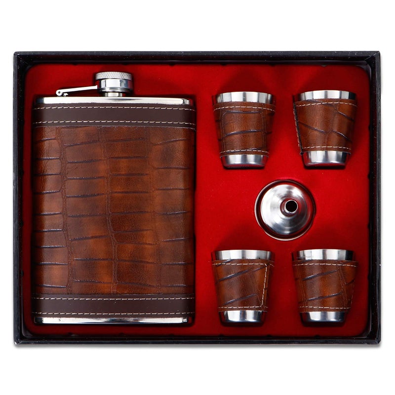 Jonquin زجاجة فلاسكة من الفولاذ المقاوم للصدأ مغطاة بالجلد مع قمع و 4 أكواب شوت للرجال والنساء، 9 أونصات (266 مل) للنبيذ والويسكي والفودكا والمشروبات الكحولية، حاملة زجاجة جيب - Image 1