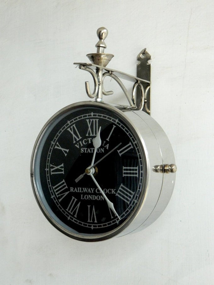 TUCASA 10 DOUBLE SIDED VICTORIAN STYLE STATION CLOCK