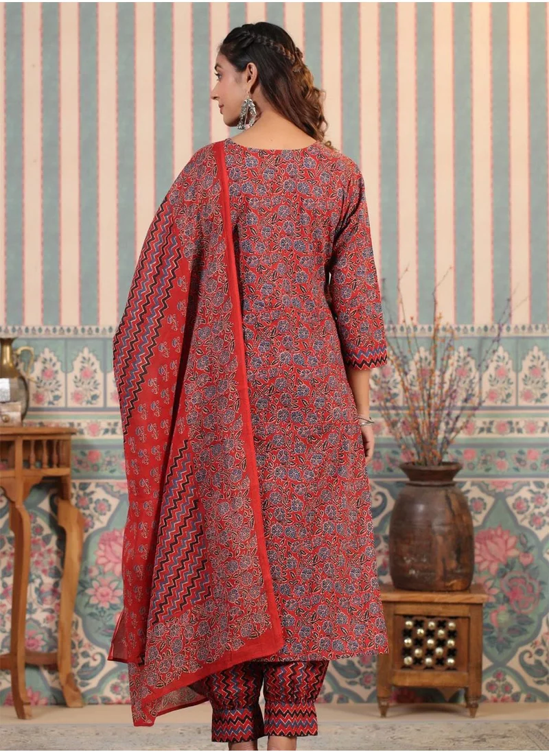 ISHIN Women Multi cotton Kurta set with Dupatta