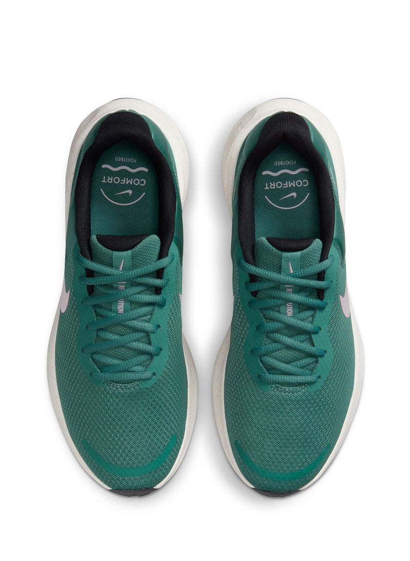 Nike - Revolution 7 - Image 1