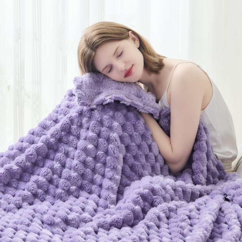 NEWCOSPLAY Super Soft Throw Blanket Lavender Premium Silky Flannel Fleece 3D Clouds Stylish Jacquard Lightweight Bed Blanket All Season Use 350GSM Lavender Throw50x60