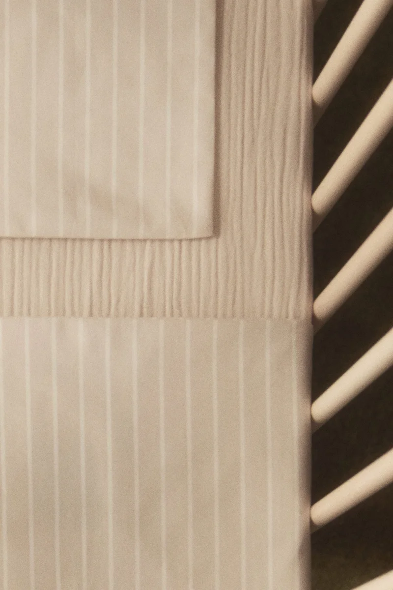 H&M Cotton percale cot duvet cover set