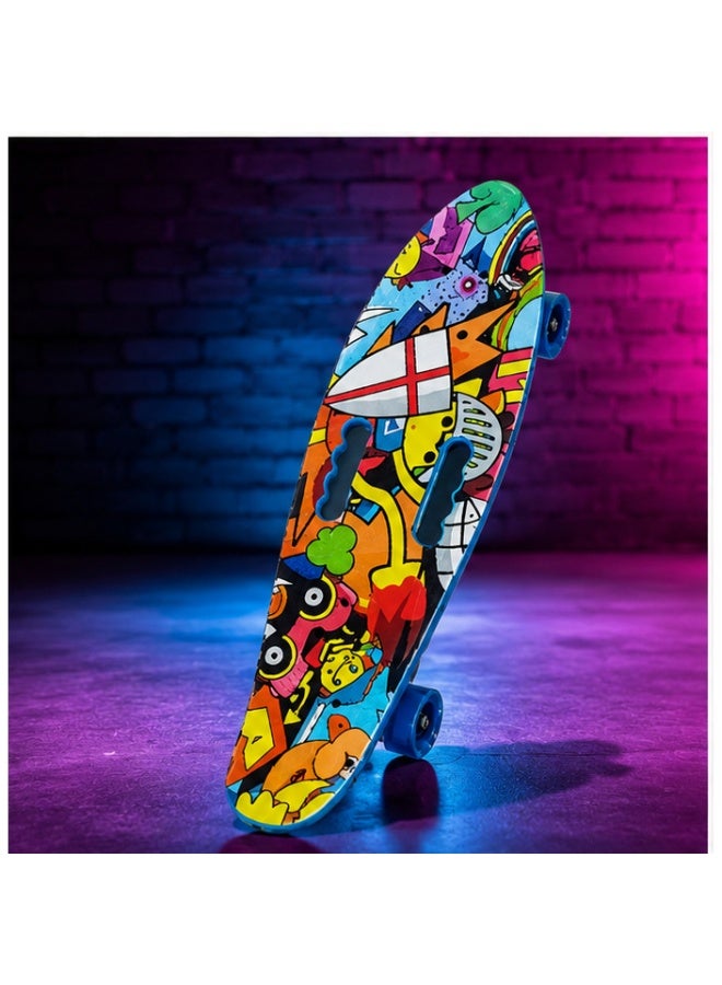 DEXO لوح تزلج صغير (Mini Cruiser) مقاس 22 بوصة بعجلات مضيئة (LED) – لوح متكامل (طراز Penny Board) مزود بمحامل ABEC-7 ومحاور ألومنيوم وأداة صيانة (T-Tool)؛ مناسب للأطفال والمراهقين والبالغين (أقصى حمولة 220 رطلاً). - Image 2