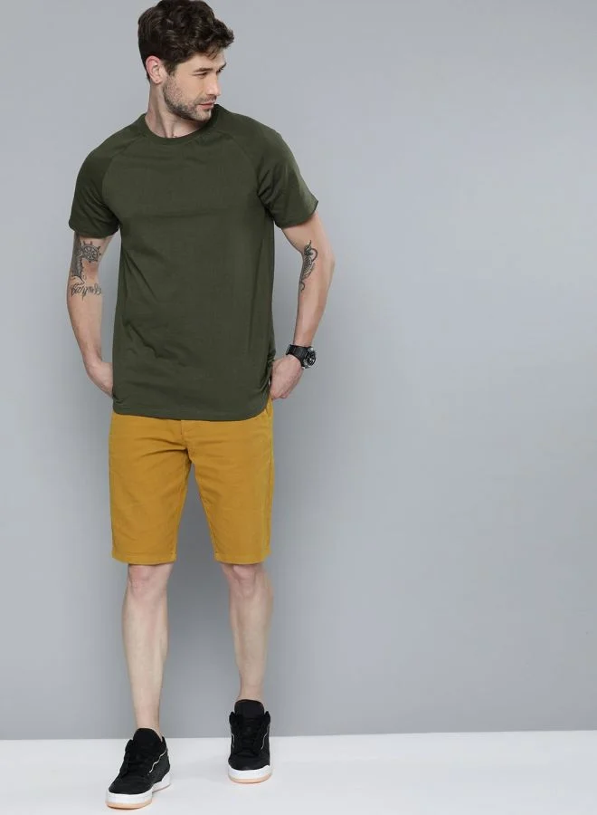 The Indian Garage Co Men Slim Fit Solid Mid-Rise Chino Shorts
