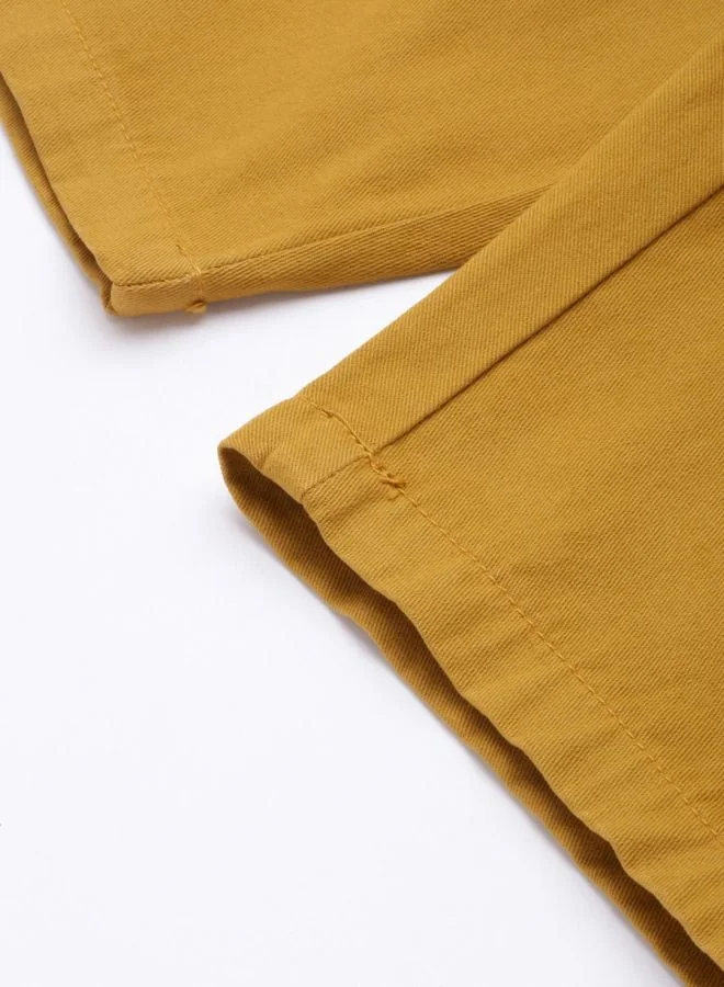The Indian Garage Co Men Slim Fit Solid Mid-Rise Chino Shorts