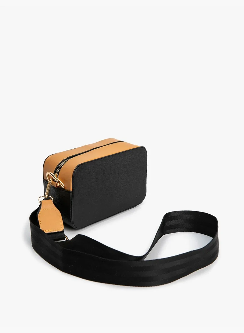 كوتون Cross Body Shoulder Bag Thick Strappy Zipper Detail