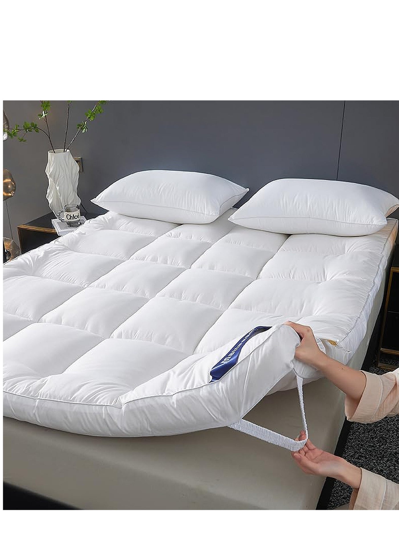 The Home Mart Home Mart Ultra-Plush King Size Mattress Topper (180x200 cm) – 600 GSM Extra Thick 100% Microfiber Fill, Firm Support, Super Soft Brushed Fabric, Deep Pocket Design with 4-Way Stretch El