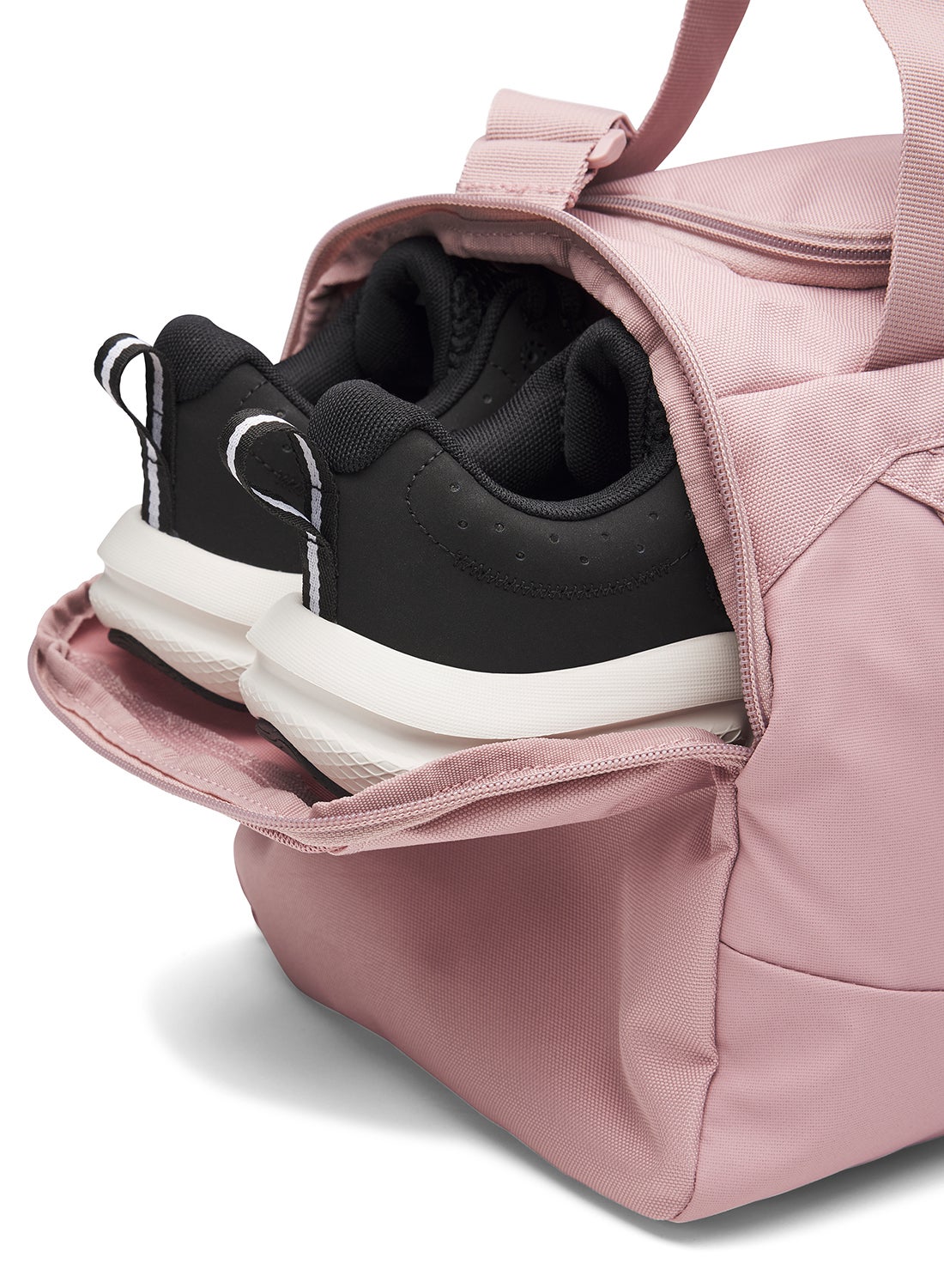 حقيبة دافل لا تقاوم .