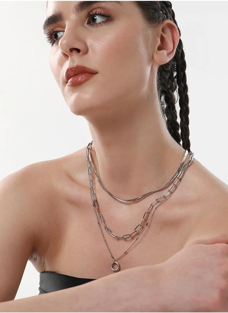 سوهي The Halo Snakechain Stones Studded Layered Necklace