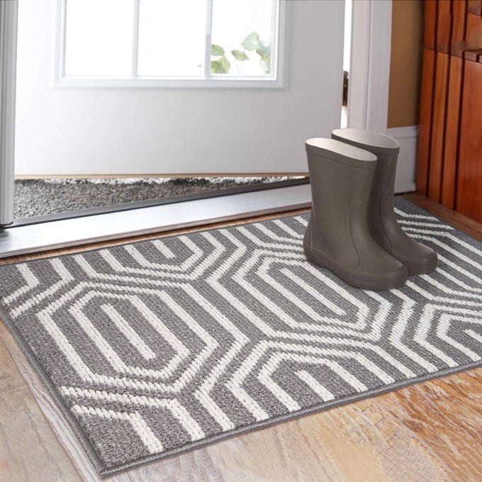 INDOOR DOORMAT 32X 48 ABSORBENT FRONT BACK DOOR MAT RUBBER BACKING NON SLIP FLOOR MATS INSIDE MUD DIRT TRAPPER OUTSIDE ENTRANCE DOOR RUG CARPET MACHINE WASHABLE LOW PROFILEGREY TIME CLOISTER