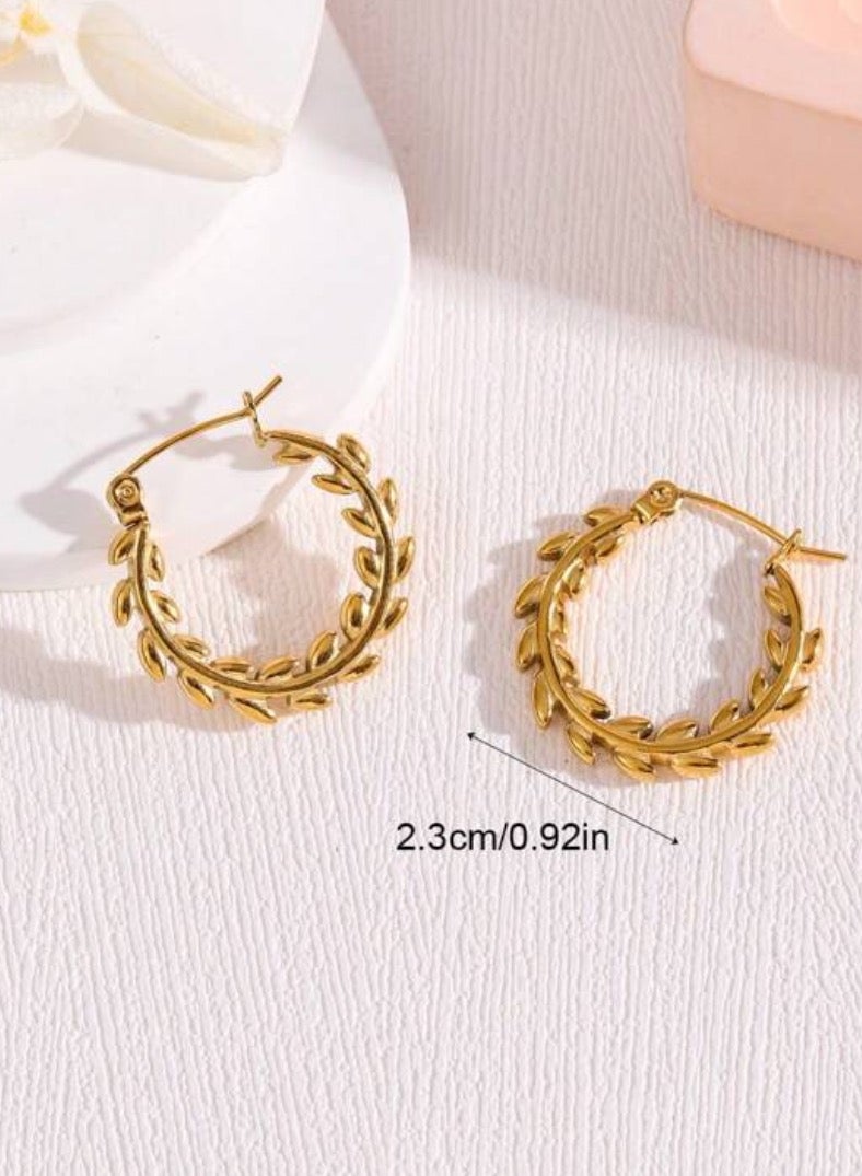 إيكوال حلق اذن نسائي من الاستانلس ستيل دائري أنيق وعالي الجودة باللون الذهبي - Image 4