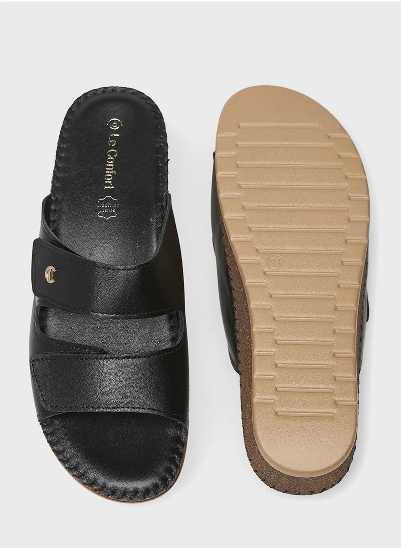 لو كونفورت Multi Strap Wedge Sandals