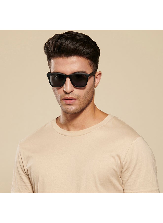 VINCENT CHASE Unisex VINCENT CHASE By Lenskart | Mirage Full Rim Wayfarer Polarized & UV Protected Sunglasses For Men & Women VC S11742 - 51mm - Black - Image 3