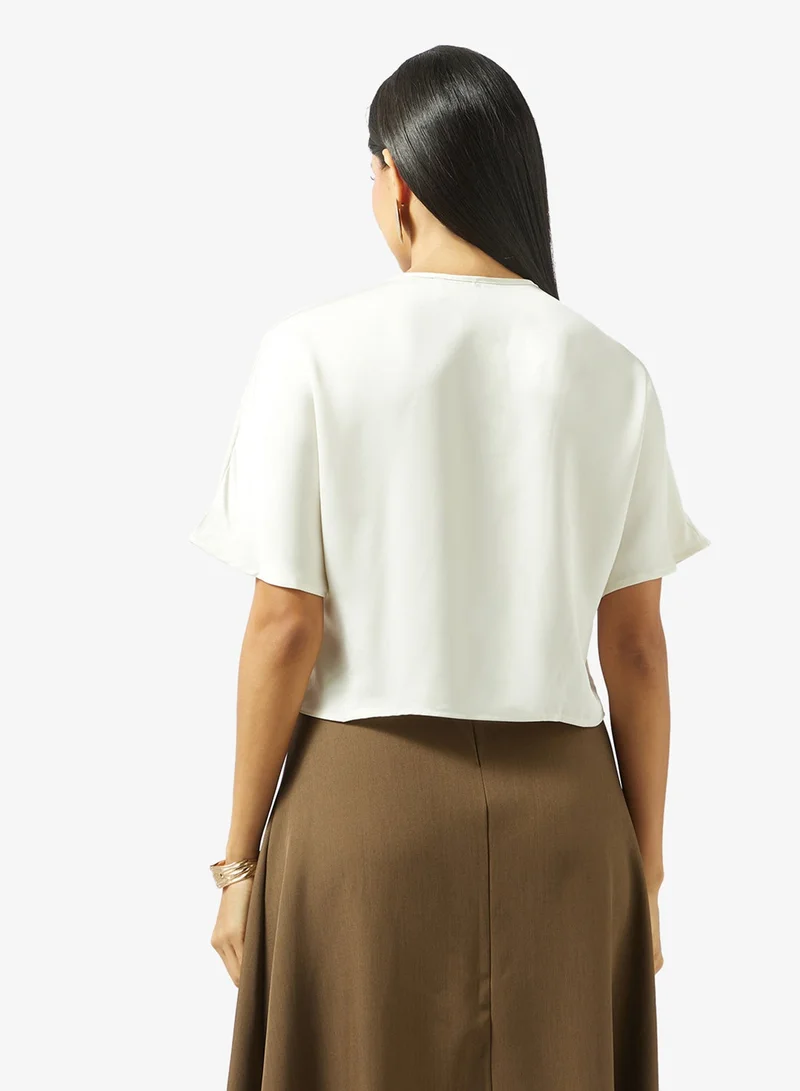 ايلا بلوزة بياقة مدورة