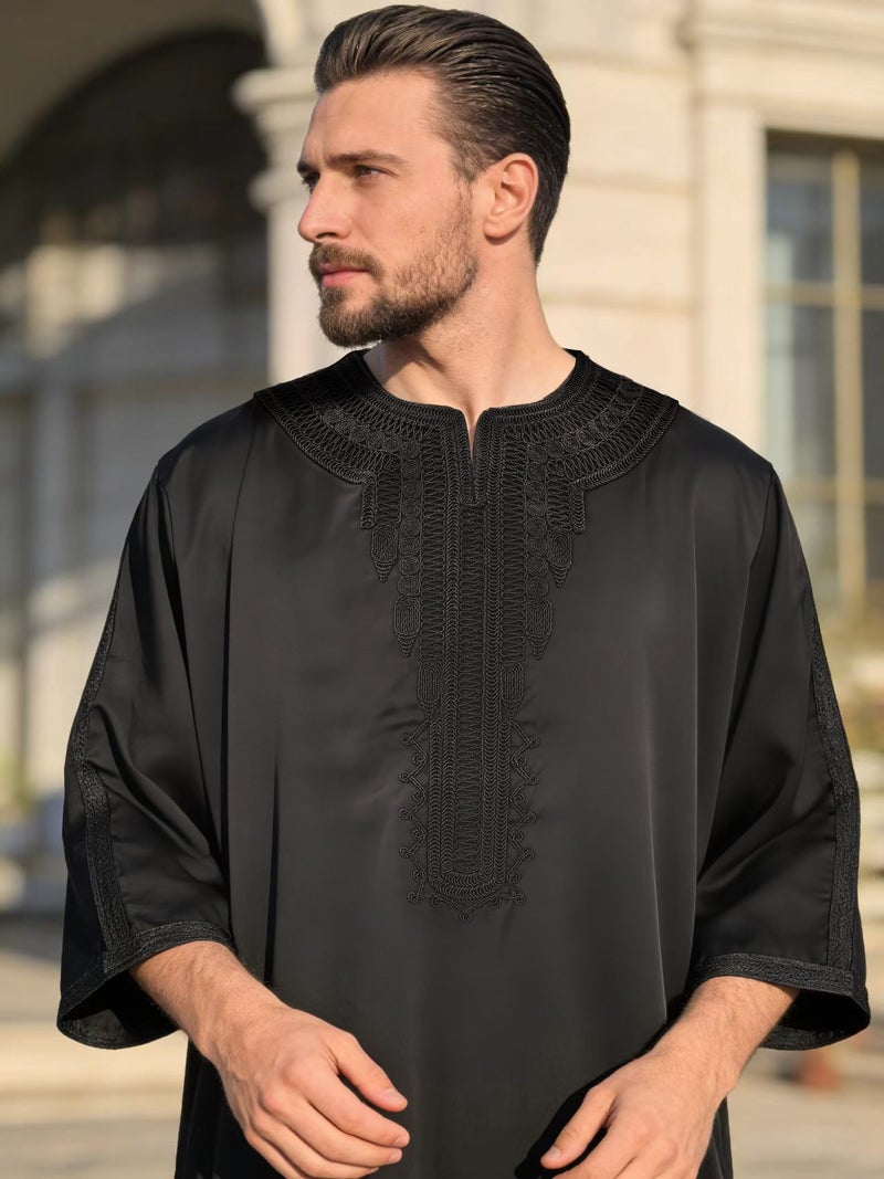 New Style Embroidered Mid-Sleeve Men's Top with Side Pockets