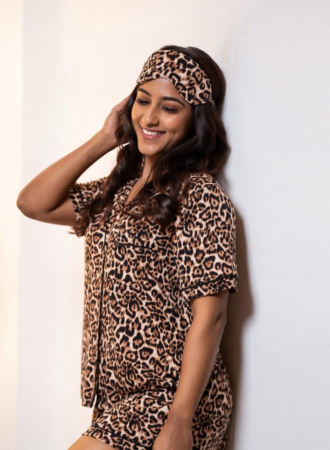 Aadaraya Short Set Shirt and Shorts Rayon - Image 1