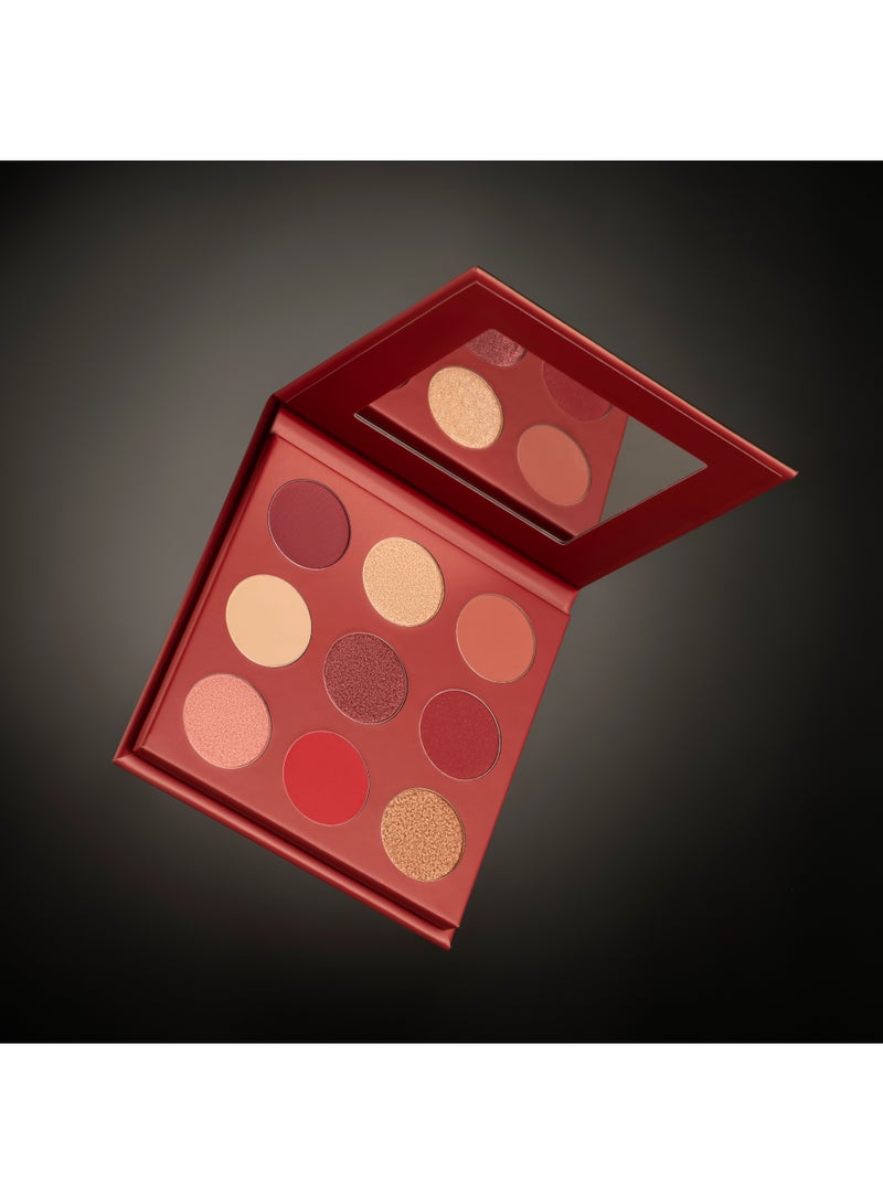 ليمونفيل مجموعة هدايا مكياج عطلة LemonVille، لوحة ظلال عيون بالقرفة مع درجات لامعة وبراقة، أحمر شفاه مات Fresh Kiss، لمسة نهائية مخملية طويلة الأمد، مثالية لموسم الاحتفالات - Image 3