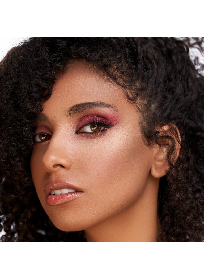 ليمونفيل مجموعة هدايا مكياج عطلة LemonVille، لوحة ظلال عيون بالقرفة مع درجات لامعة وبراقة، أحمر شفاه مات Fresh Kiss، لمسة نهائية مخملية طويلة الأمد، مثالية لموسم الاحتفالات - Image 5