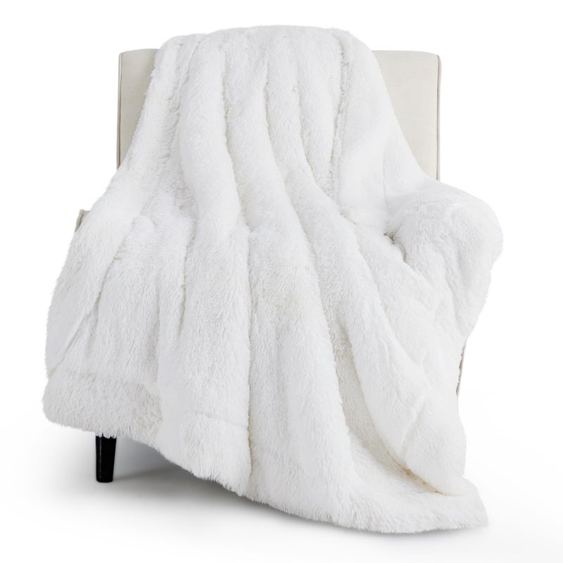 Bedsure Bedsure Fluffy White Throw Blanket Gifts for Women Men Soft Fleece Cozy Fuzzy Sherpa Plush Warm Minky Thick Faux Fur Throws for Couch Bed White Decor House Blanket Gifts for Mom Dad 50x60 
