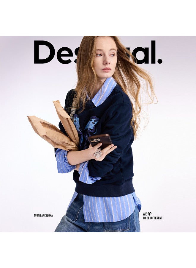 DESIGUAL هودي نسائي مزخرف بطبعة فراشة مدمجة لخريف/شتاء - Image 2