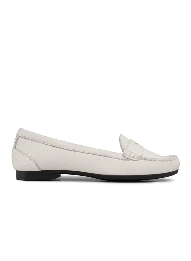 لانجوتش Women's Selene Moccasin