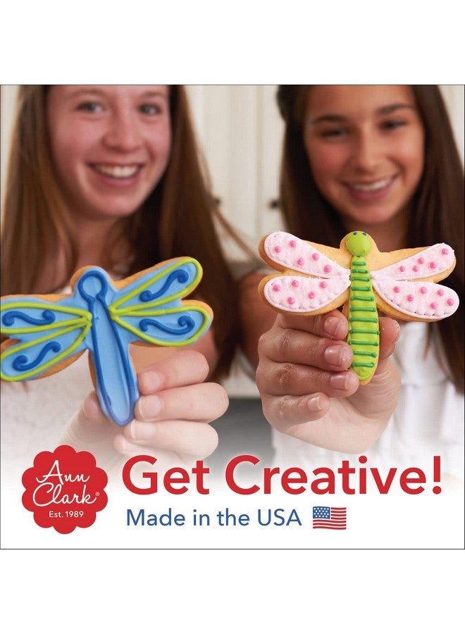 آن كلارك كوكي كاترز مجموعة قوالب بسكويت عيد الميلاد المكونة من 11 قطعة، مصنوعة في الولايات المتحدة الأمريكية من تصميم آن كلارك، رجل خبز الزنجبيل، شجرة عيد الميلاد، عصا الحلوى، الرنة والمزيد - Image 5