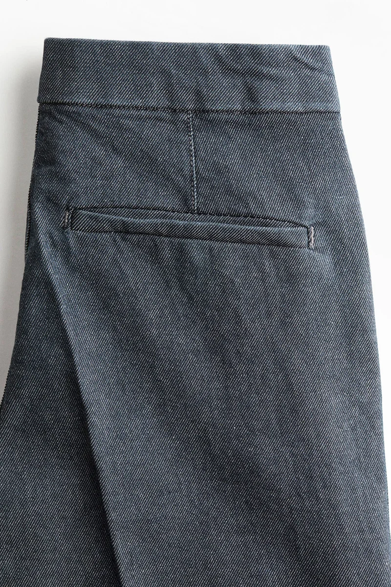 اتش اند ام جينز بقصة حافة واسعة وخصر عالي