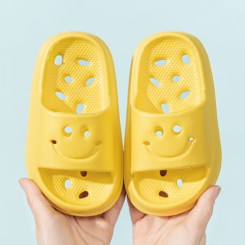 Childrens Bath Bathroom Slippers Summer Non-slip Hollow Water Leakage Non-stinky Feet Indoor Household Soft Bottom Sandals for Boys and Girls Khakis-EVA - Image 2