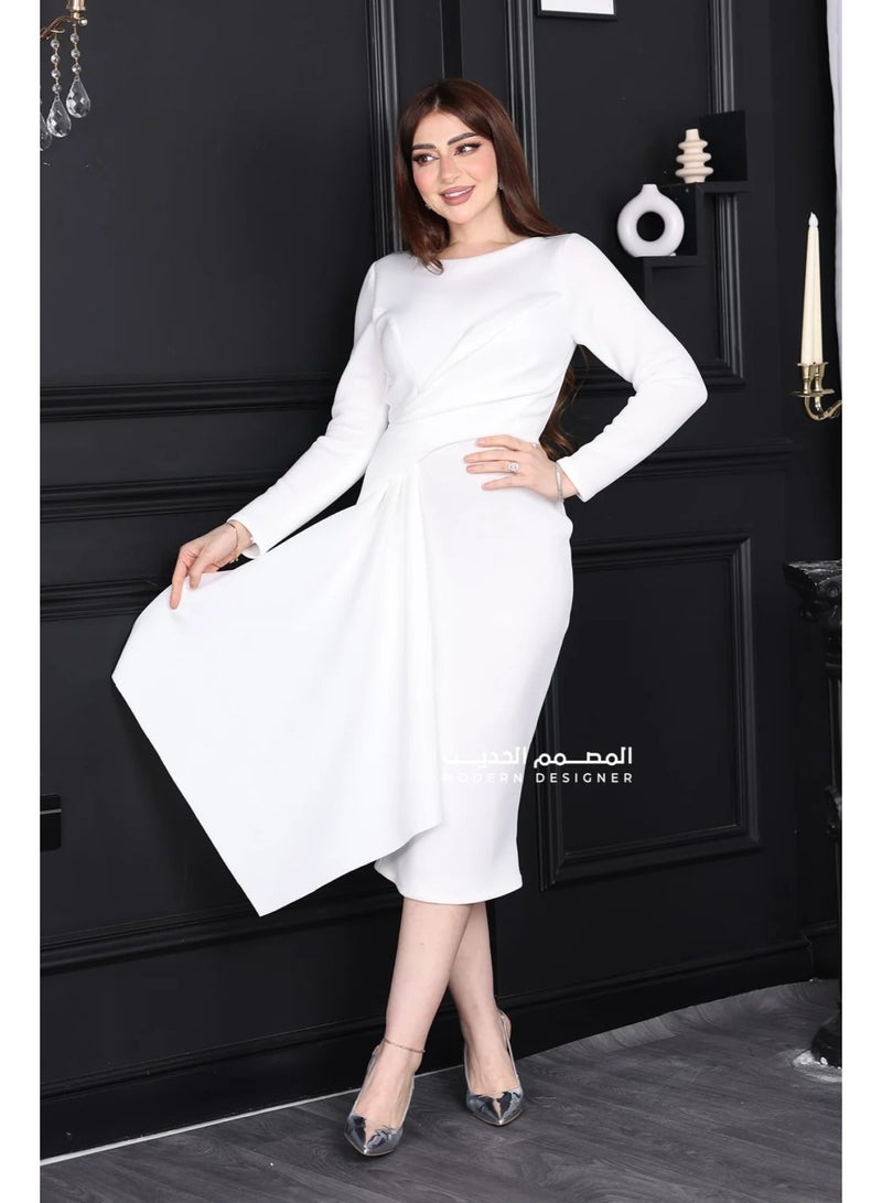 المصمم الحديث فستان فخم قصير  لإطلالة أنيقة في العيد يتميز الفستان بتصميمه الأنيق والبسيط الذي يبرز جمالك من براند المصمم الحديث - Image 3