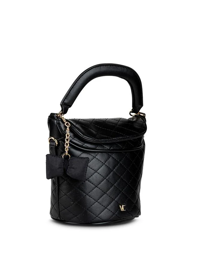 فينتشي حقيبة كتف نسائية مبطنة