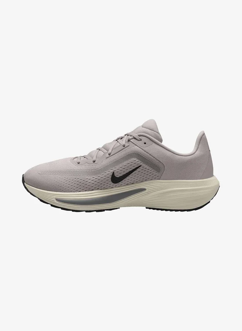 Nike LT IRON ORE/BLACK-LT BONE-FLAT PEWTER-FLAT PEWTER Quest 7 for Men | Best Price UAE