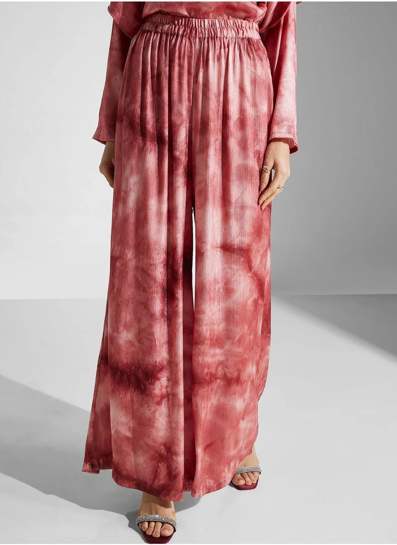 جولدن ابل Cut Out Printed Abaya