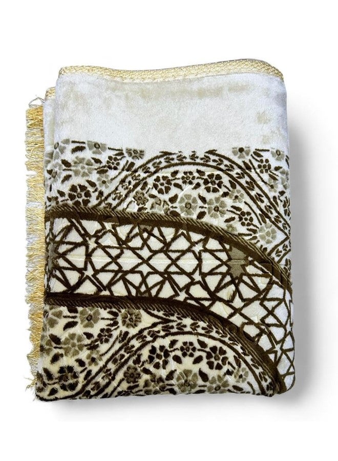 We Happy Pack of 3 Muslim Praying Mat 70x110 cm Large Portable and Digital Tasbih Counter, Islamic Prayer Rug, Janamaz Sajjadah for Muslim Men and Women - Image 5