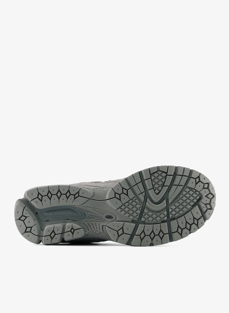 New Balance SLATE GREY / DARK SILVER METALLIC 2002 Sneakers  | Best Price UAE