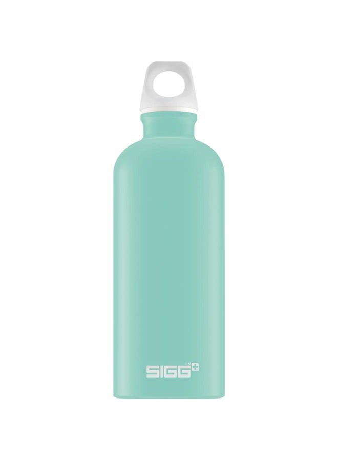 SIGG - Aluminium Water Bottle - Traveller Glacier - Climate Neutral Certified - Suitable For Carbonated Beverages - Leakproof - Lightweight - BPA Free - Glacier - 0.6 L - Image 1