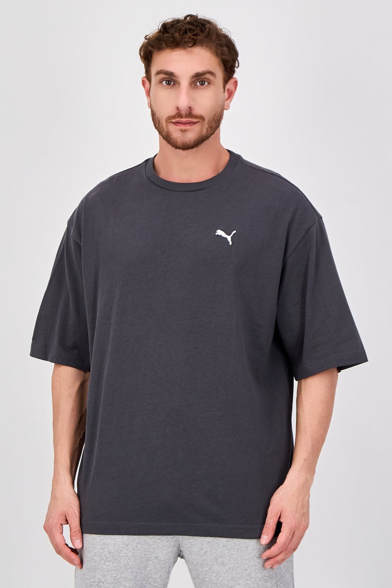 PUMA تي شيرت رياضي للرجال بأكمام قصيرة مناسب للخارج، رمادي - Image 1