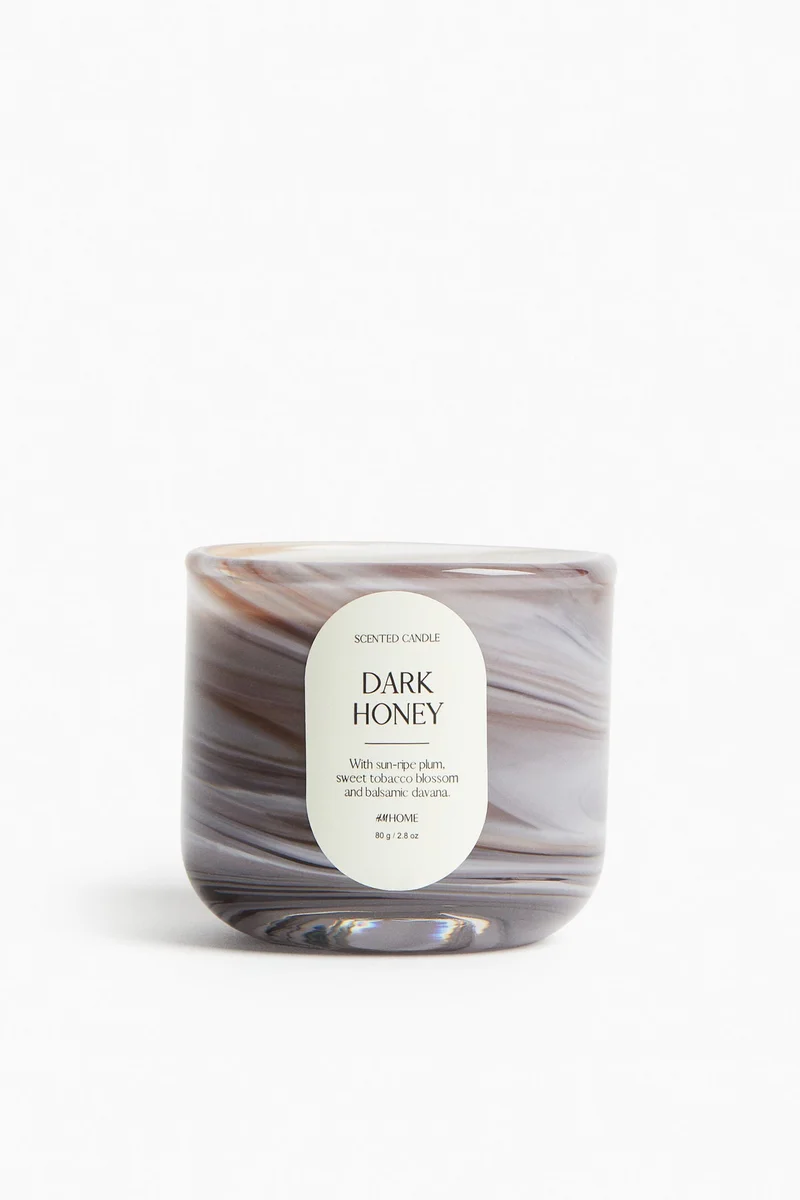 اتش اند ام شمعة معطرة في وعاء زجاجي