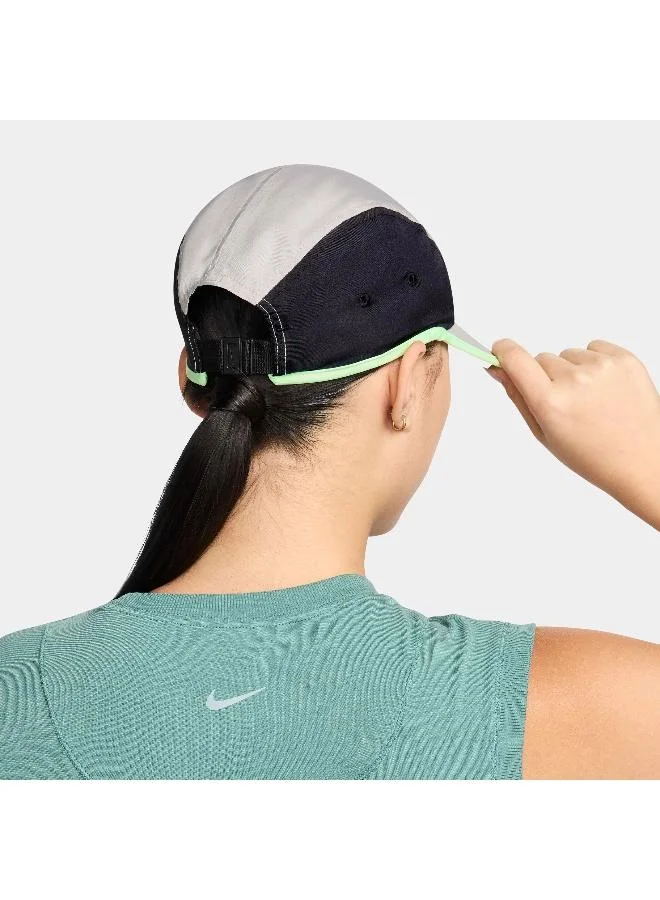 Nike Dri-FIT Fly Unstructured Swoosh Cap