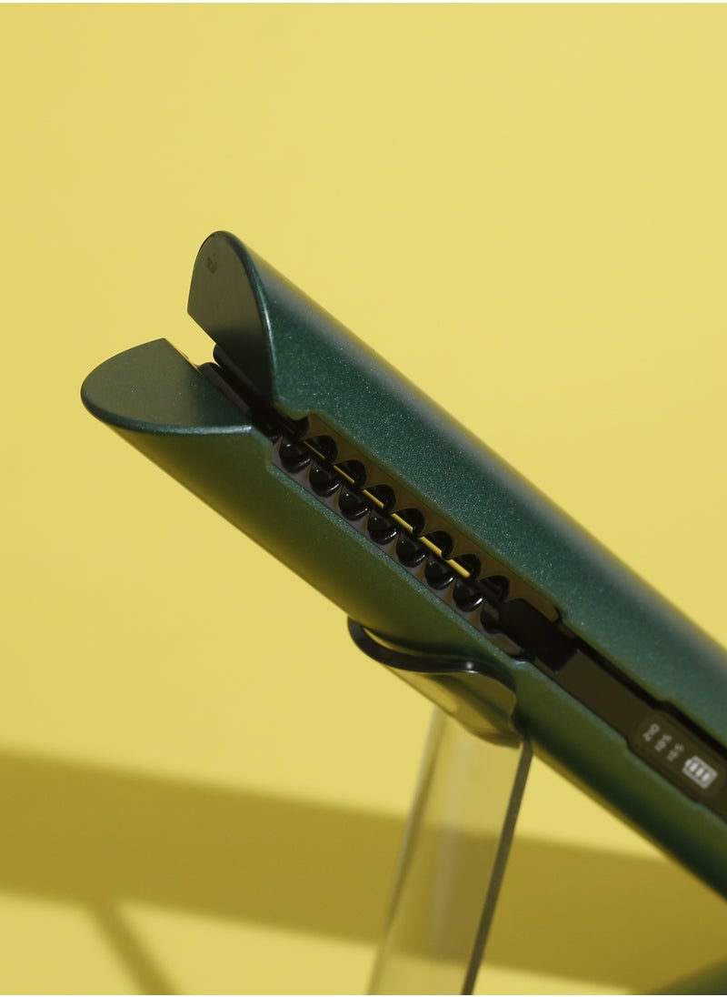 Clikon Cordless Rechargeable Hair Straightener with USB-C, 4800 mAh Battery, Adjustable Temperature Settings, 1200 Watts, 2 Year Warranty, Green, CK3317  - Image 4