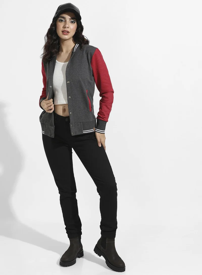 كامبوس سوترا Women's Grey & Red Colourblock Jacket With Insert Pockets