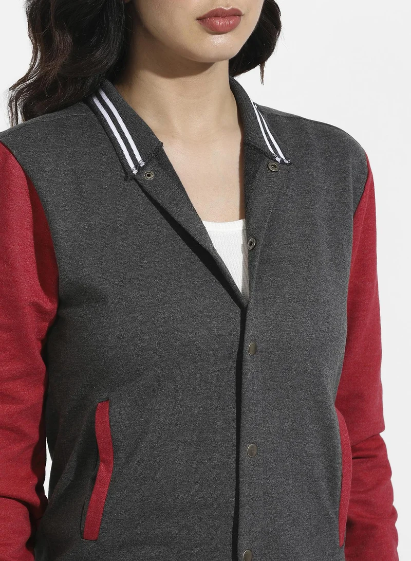 كامبوس سوترا Women's Grey & Red Colourblock Jacket With Insert Pockets